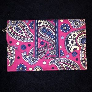 Vera Bradley magnetic closure envelope wallet